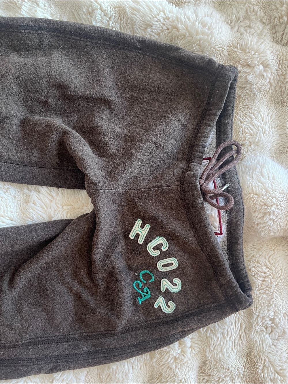 HOLLISTER Vintage Brown Capri Sweatpants